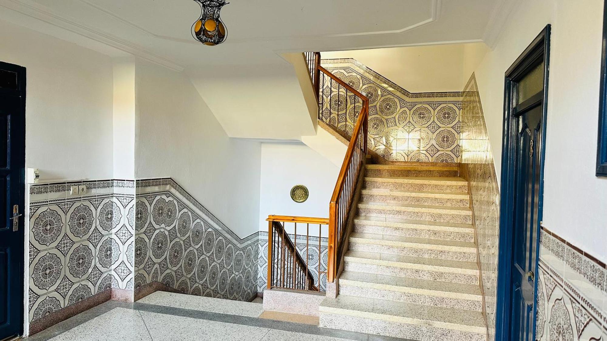 Karaz Homestay Grand Appartement Avec Rooftop Monte Arrouit Exterior photo