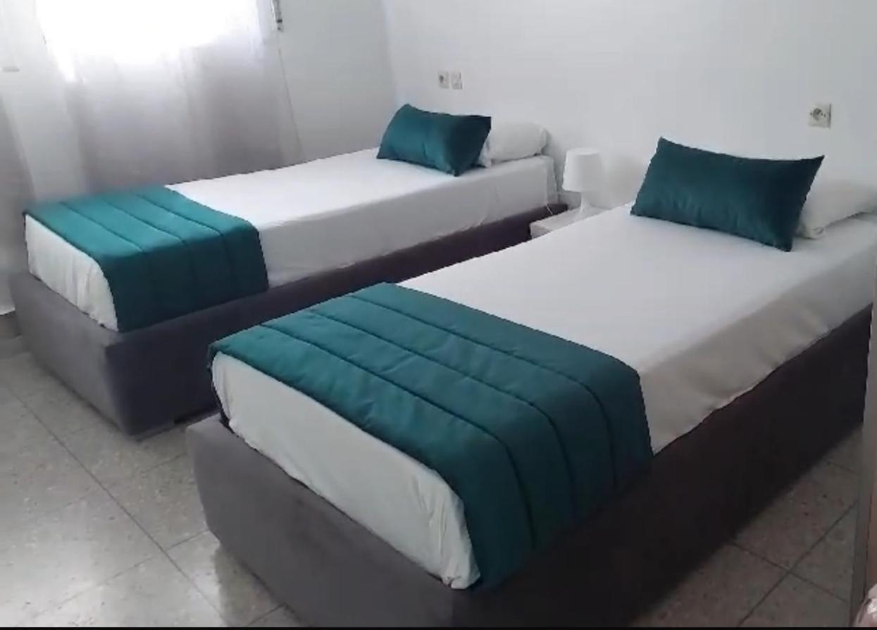 Karaz Homestay Grand Appartement Avec Rooftop Monte Arrouit Exterior photo